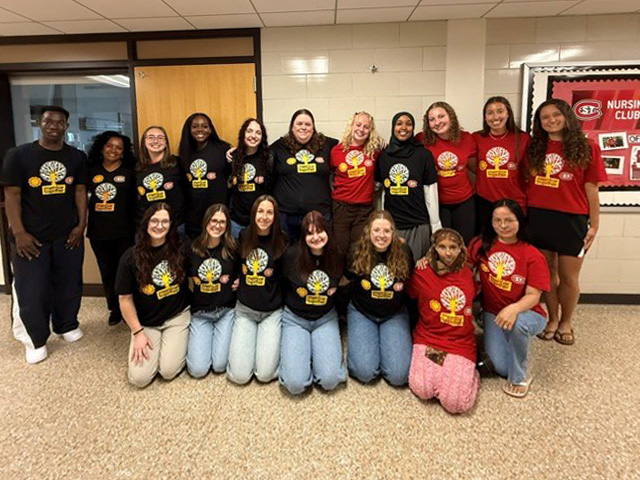 Group photo of Fall 2026 Nursing peer mentors